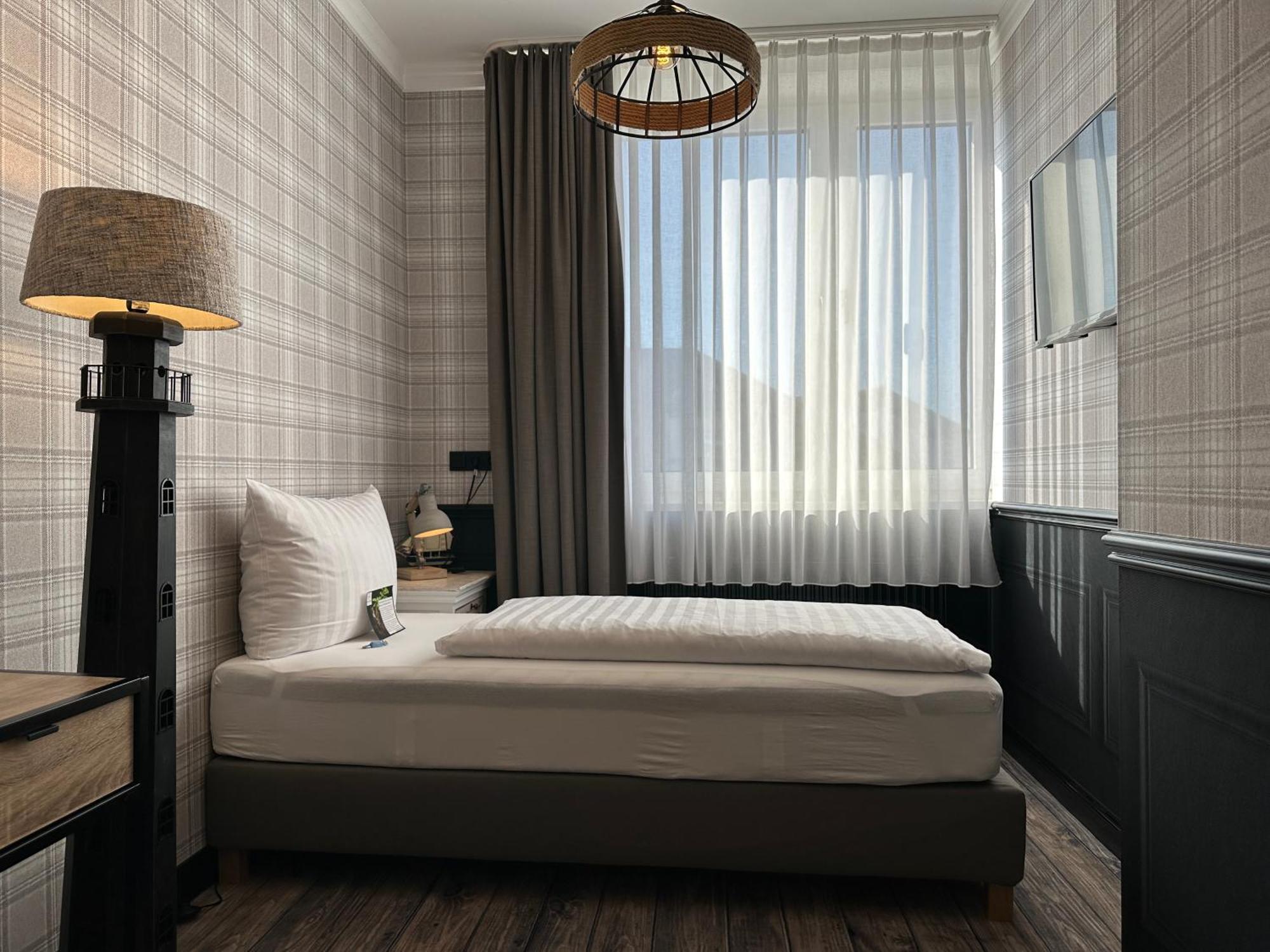Hotel Central פולדה מראה חיצוני תמונה